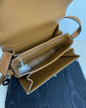 Load image into Gallery viewer, Triomphe Suede
