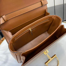 Load image into Gallery viewer, Half Horsebit Top Handle
