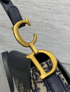 Saddle Crossbody Bag