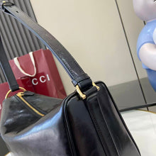 Load image into Gallery viewer, Half Horsebit Bag
