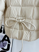 Load image into Gallery viewer, Caramagne Jacket
