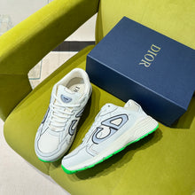 Load image into Gallery viewer, B30 Trainers
