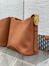 Load image into Gallery viewer, Bucket Bag

