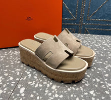 Load image into Gallery viewer, Eze Suede Sandals
