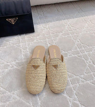 Load image into Gallery viewer, Raffia Slippers
