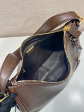 Load image into Gallery viewer, Aimee Medium Shoulder Bag
