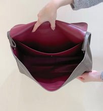Load image into Gallery viewer, Maxi Flap Bag
