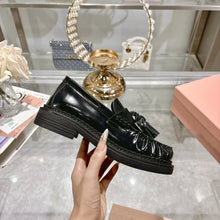 Load image into Gallery viewer, Leather Loafers
