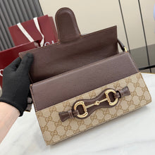 Load image into Gallery viewer, Horsebit Shoulder Bag
