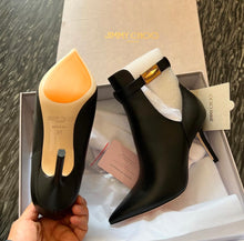 Load image into Gallery viewer, Nell Ankle Boots
