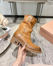 Load image into Gallery viewer, Leather Boots
