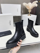 Load image into Gallery viewer, Leather Boots
