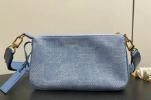 Load image into Gallery viewer, Pochette Accesories
