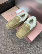 Load image into Gallery viewer, Shearling Loafers
