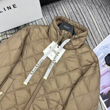 Load image into Gallery viewer, The Cube Jacket
