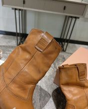 Load image into Gallery viewer, Leather Boots
