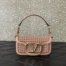 Load image into Gallery viewer, Loco Raffia Bag
