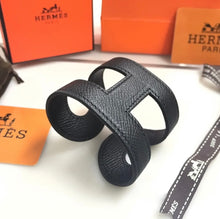 Load image into Gallery viewer, Leather Bracelet
