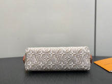 Load image into Gallery viewer, Cosmetic Pouch PM
