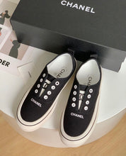 Load image into Gallery viewer, CC Trainers
