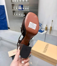 Load image into Gallery viewer, Suede Sandals
