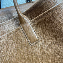 Load image into Gallery viewer, Large Tote
