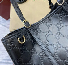 Load image into Gallery viewer, GG Shopping Bag
