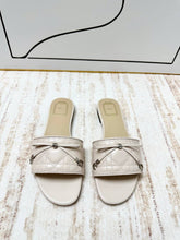 Load image into Gallery viewer, Leather Sandals
