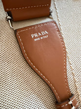 Load image into Gallery viewer, Linen Blend Tote
