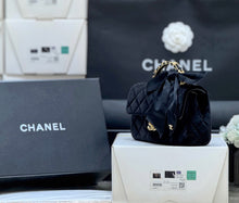 Load image into Gallery viewer, Mini Classic Flap Bag

