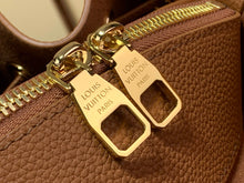 Load image into Gallery viewer, Bella Tote
