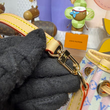 Load image into Gallery viewer, Nano Noe Bucket Bag
