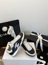 Load image into Gallery viewer, CC Trainers
