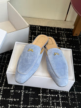Load image into Gallery viewer, Suede Loafers
