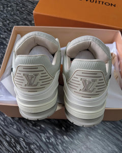 Logo Trainers