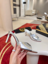 Load image into Gallery viewer, Leather Sandals
