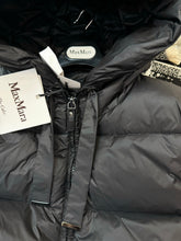 Load image into Gallery viewer, The Cube Gilet
