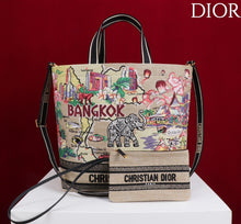 Load image into Gallery viewer, Large Book Tote
