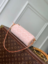 Load image into Gallery viewer, Papillon Bag
