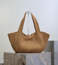 Load image into Gallery viewer, Bea Tote
