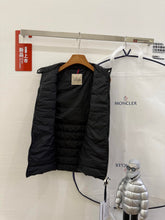 Load image into Gallery viewer, Igens Gilet
