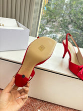 Load image into Gallery viewer, Satin Bow Sandals

