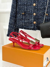 Load image into Gallery viewer, Treasure Sandals
