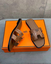 Load image into Gallery viewer, Oran Sandals
