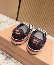 Load image into Gallery viewer, Gym Trainers
