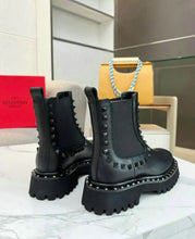 Load image into Gallery viewer, Rockstud Boots
