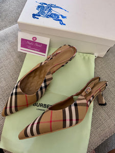 Ready to post size 6 (39)