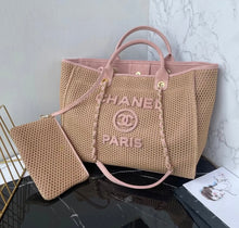 Load image into Gallery viewer, Deauville Tote

