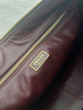 Load image into Gallery viewer, Aimee Shoulder Bag
