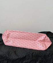 Load image into Gallery viewer, Saint Louis Tote
